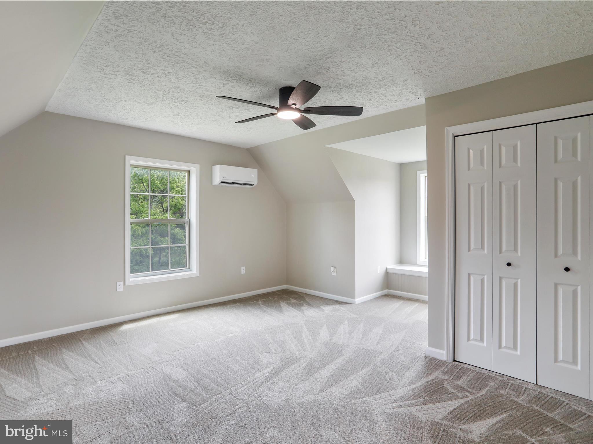 GREEN FIELDS - Residential