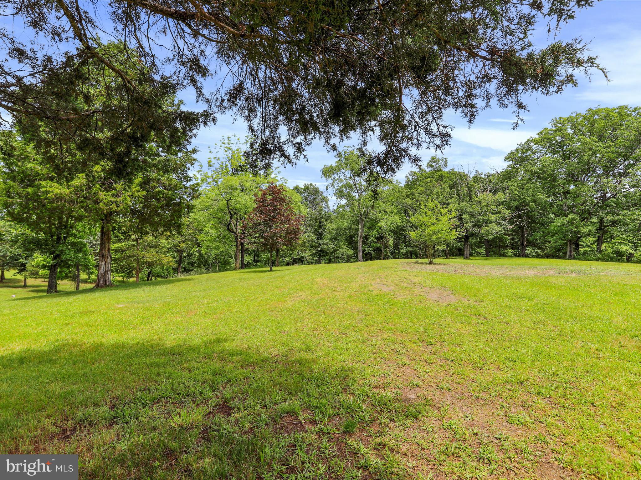 GREEN FIELDS - Residential