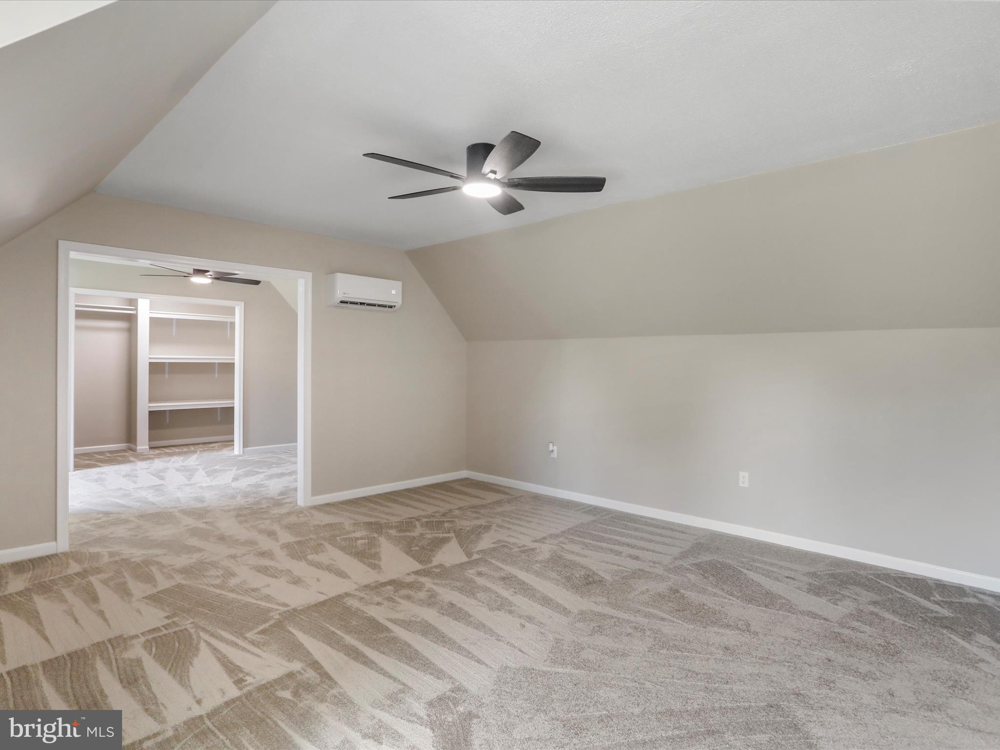 GREEN FIELDS - Residential