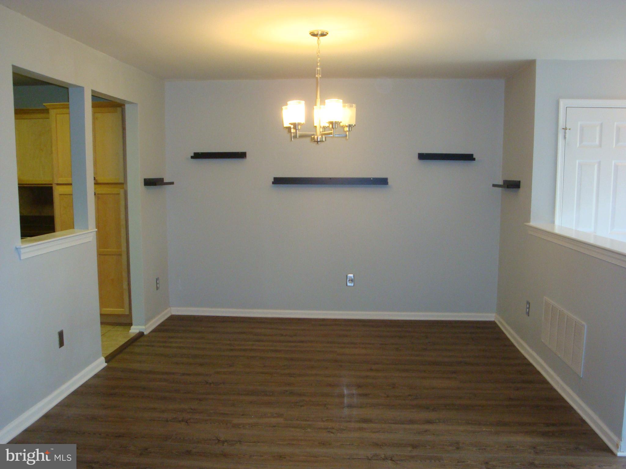 MAKEFIELD GLEN - Residential Lease