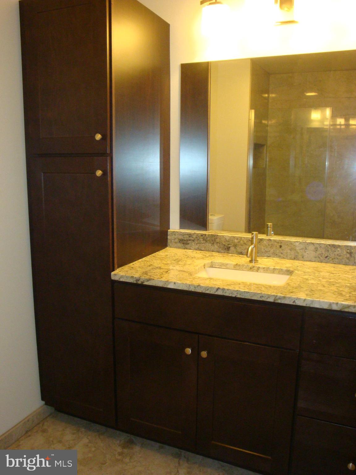 MAKEFIELD GLEN - Residential Lease