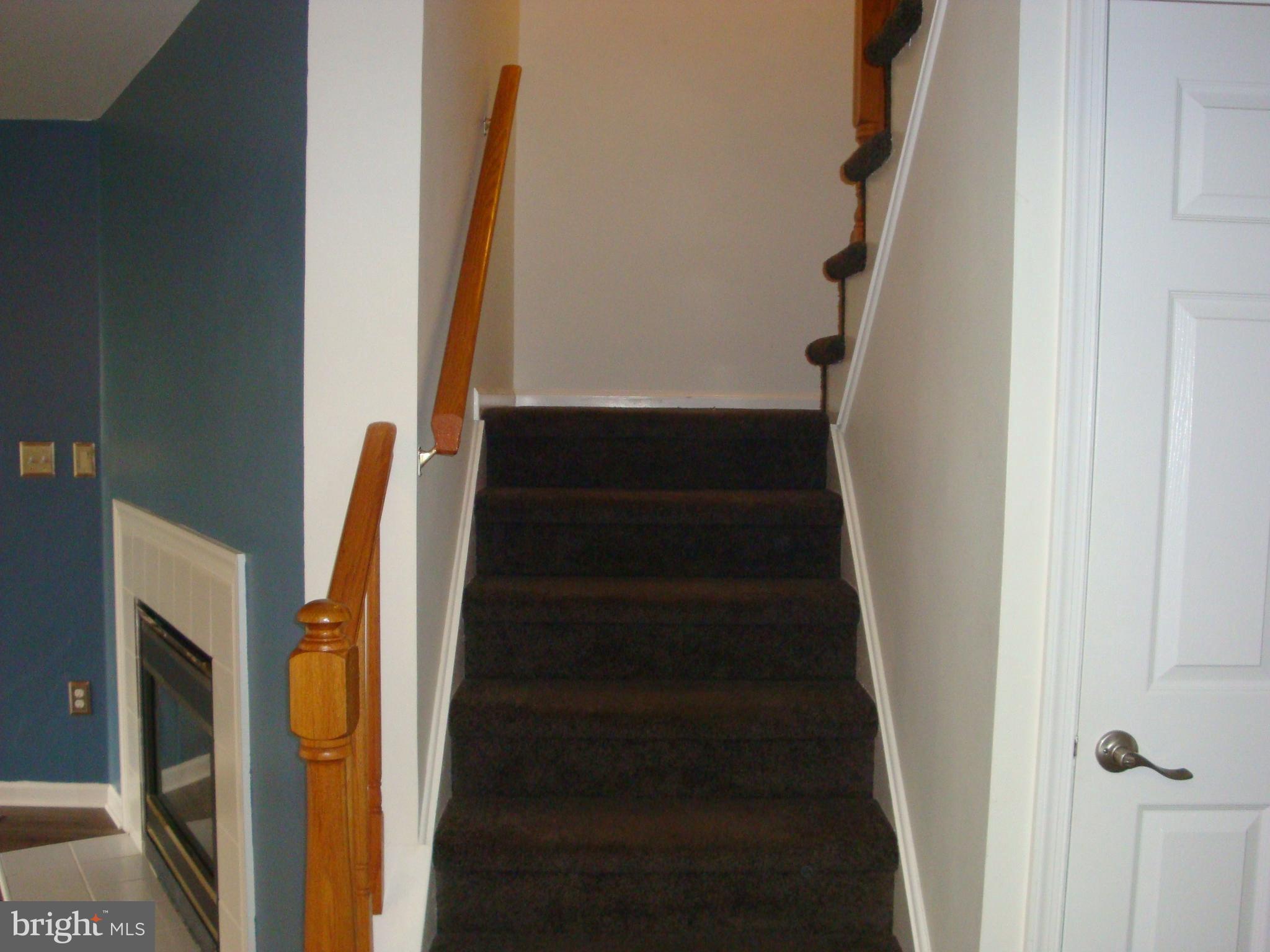 MAKEFIELD GLEN - Residential Lease