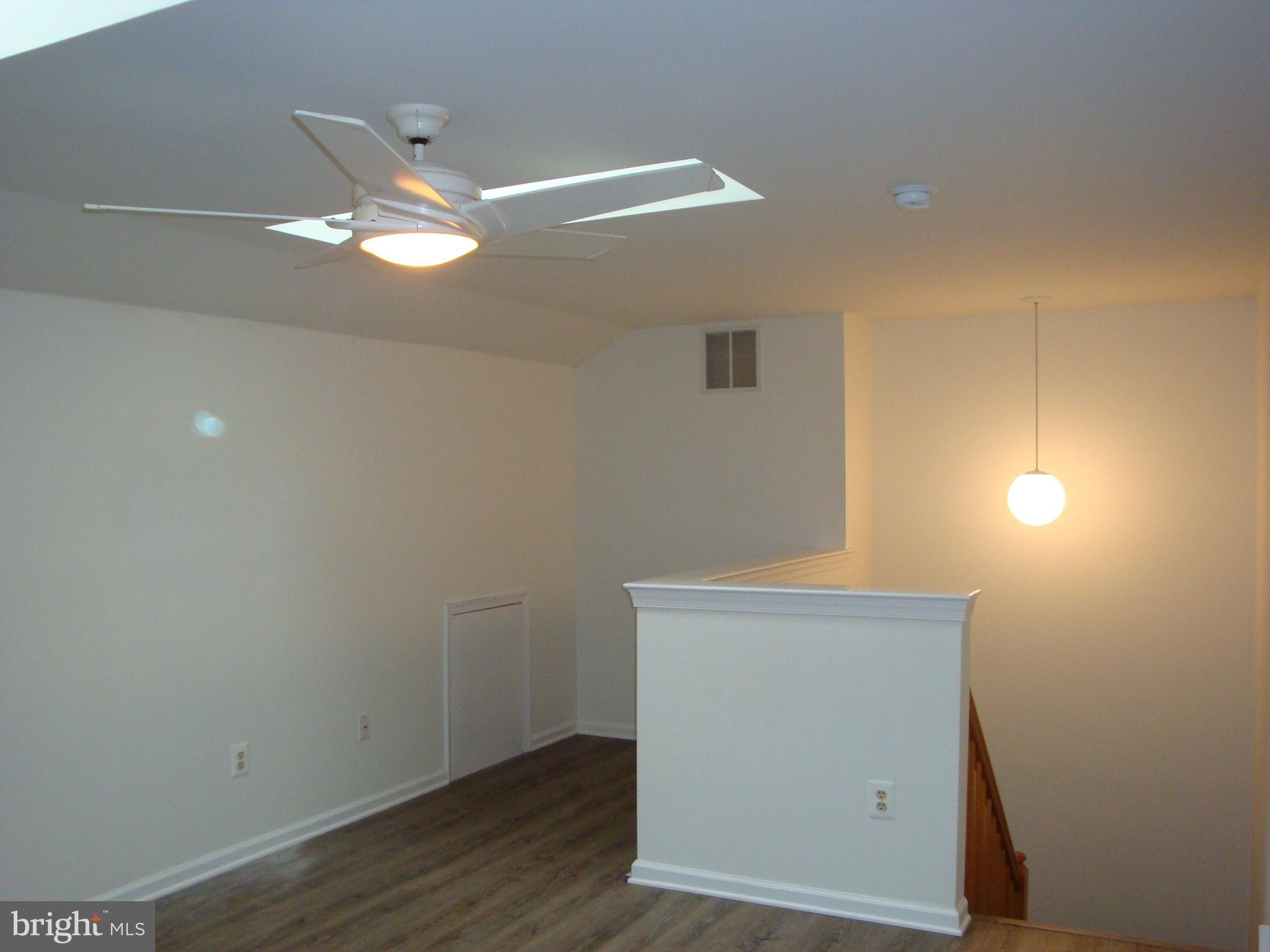 MAKEFIELD GLEN - Residential Lease