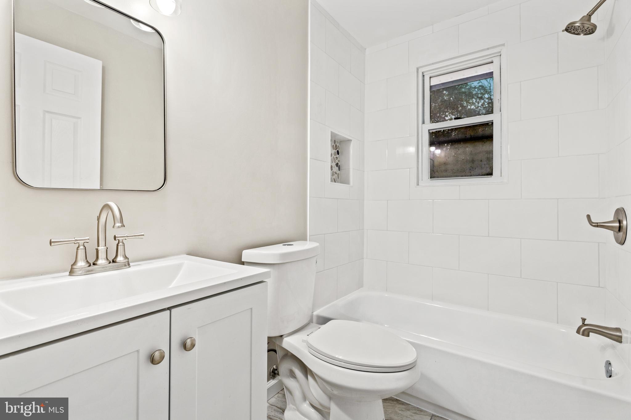 CHELTENHAM - Residential