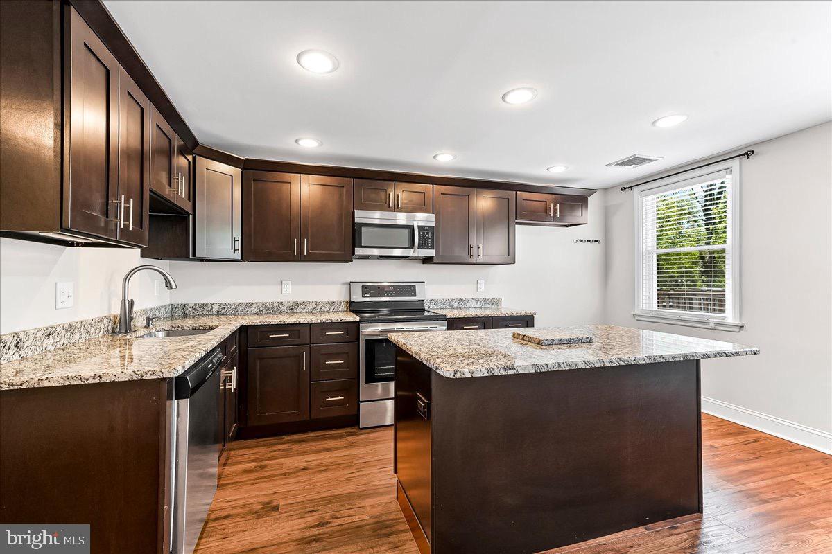 BRIARCLIFF - Residential