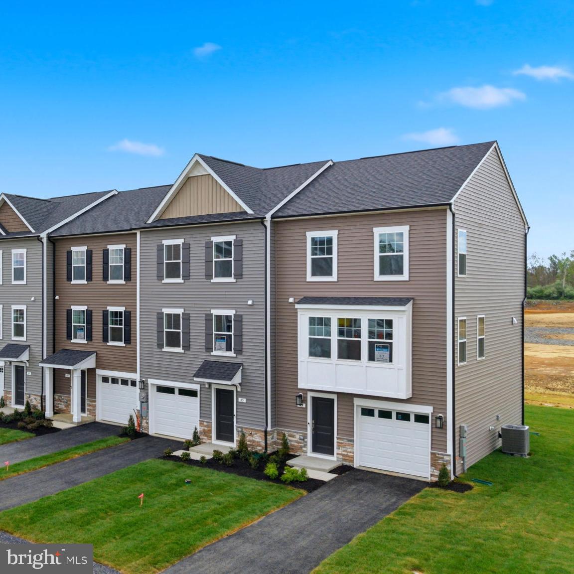 BOYDS CROSSING - Residential