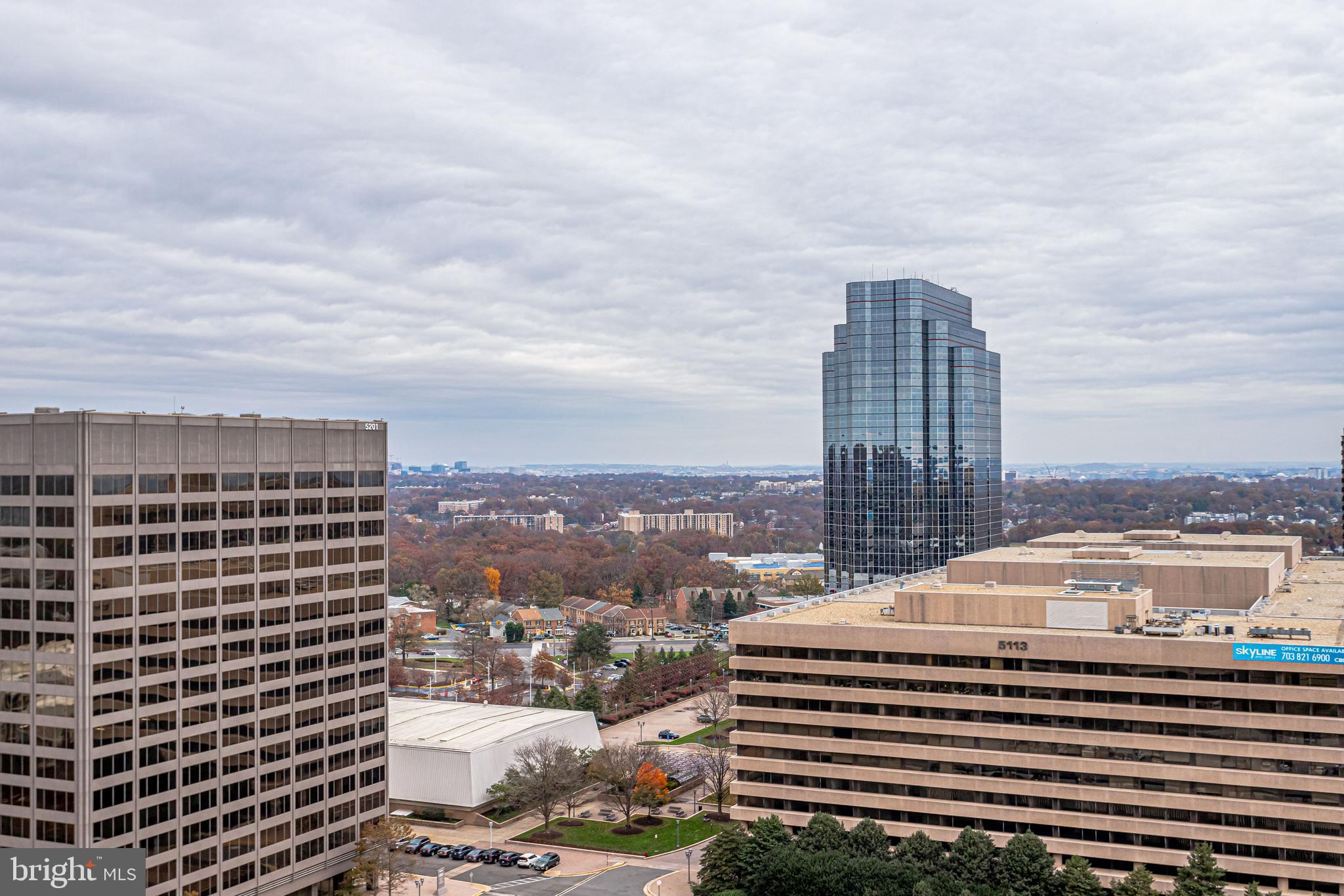 SKYLINE SQUARE CONDO - Residential Lease