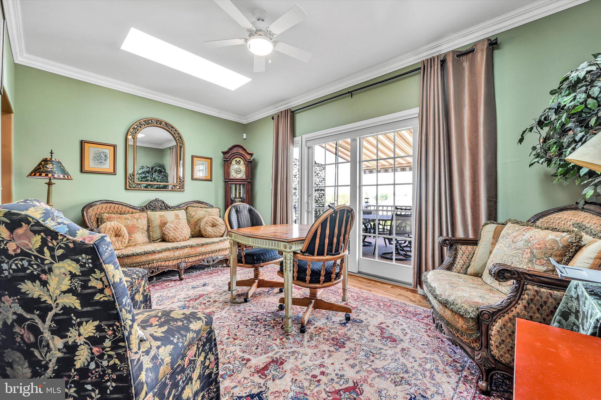 STRATHFORD MEADOWS - Residential