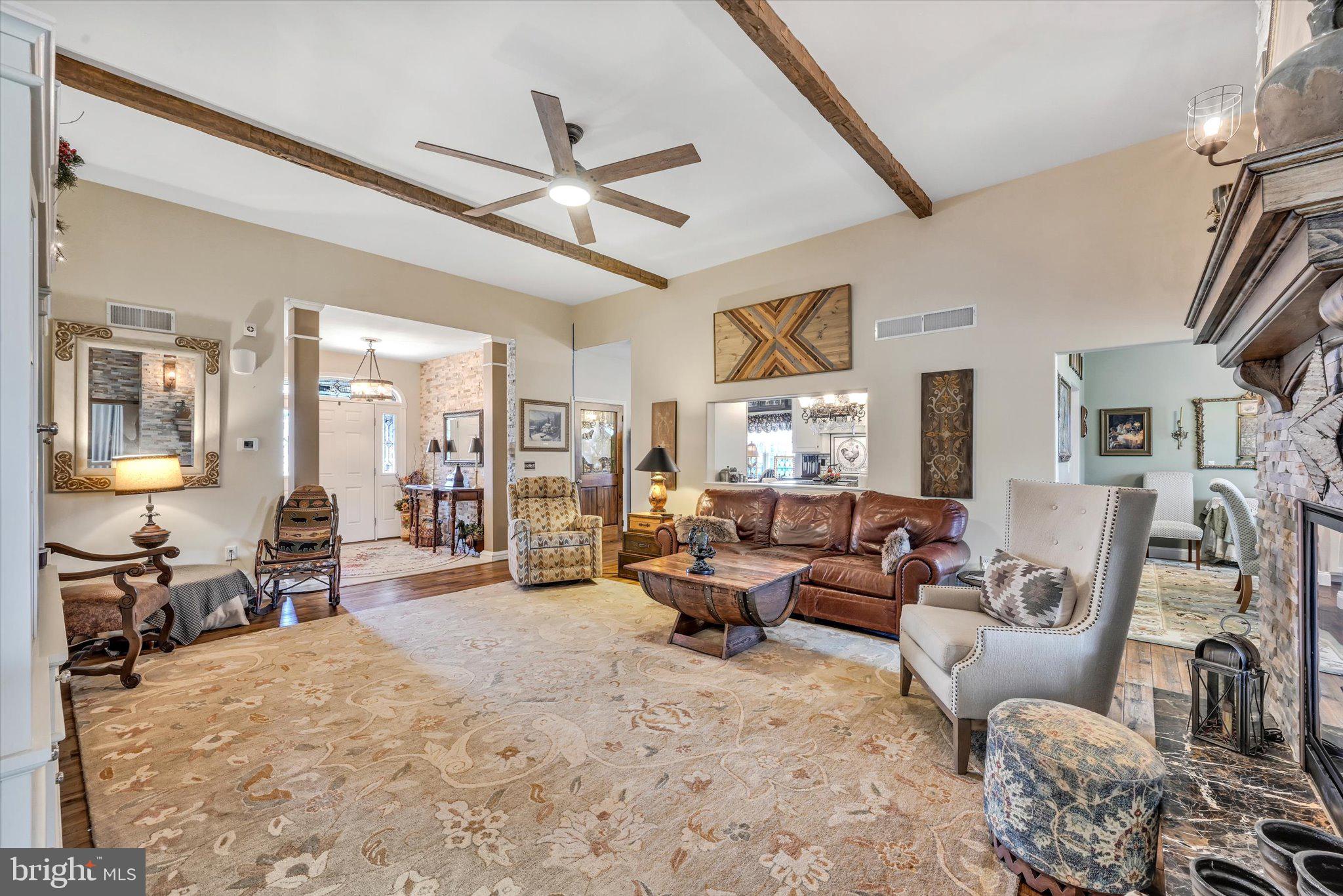 STRATHFORD MEADOWS - Residential