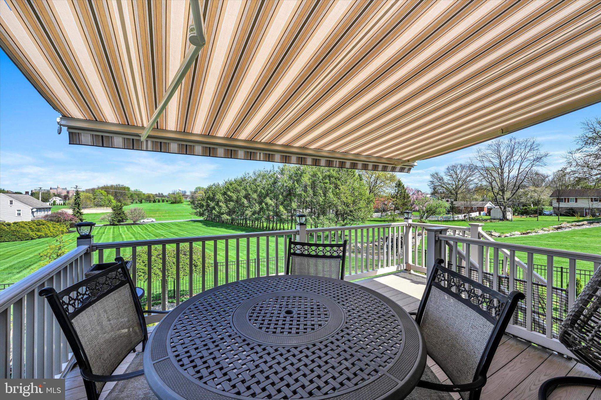 STRATHFORD MEADOWS - Residential