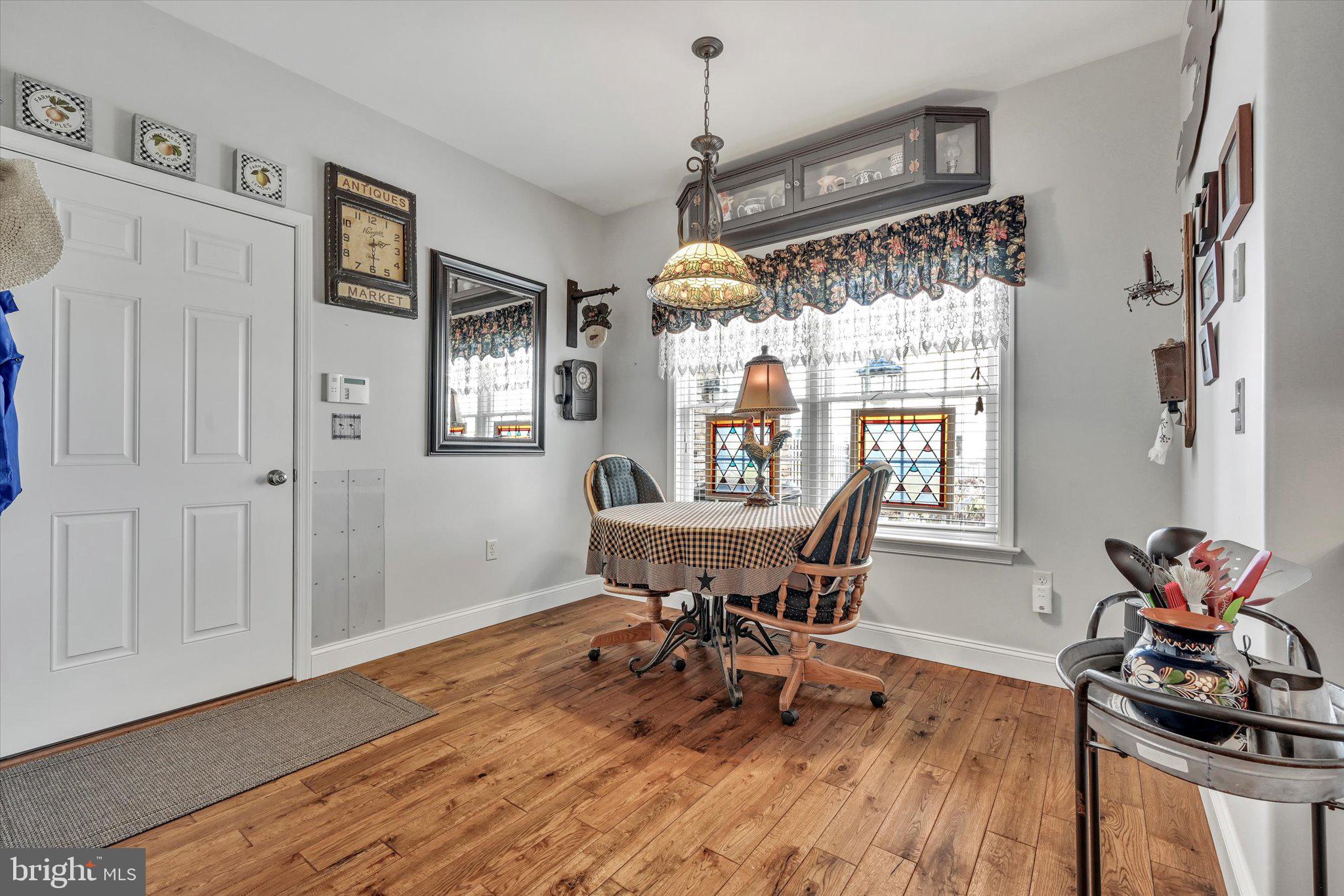 STRATHFORD MEADOWS - Residential