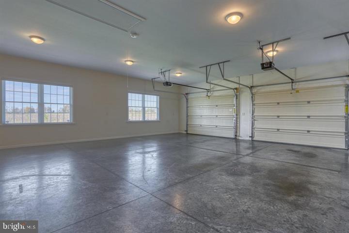 STRATHFORD MEADOWS - Residential