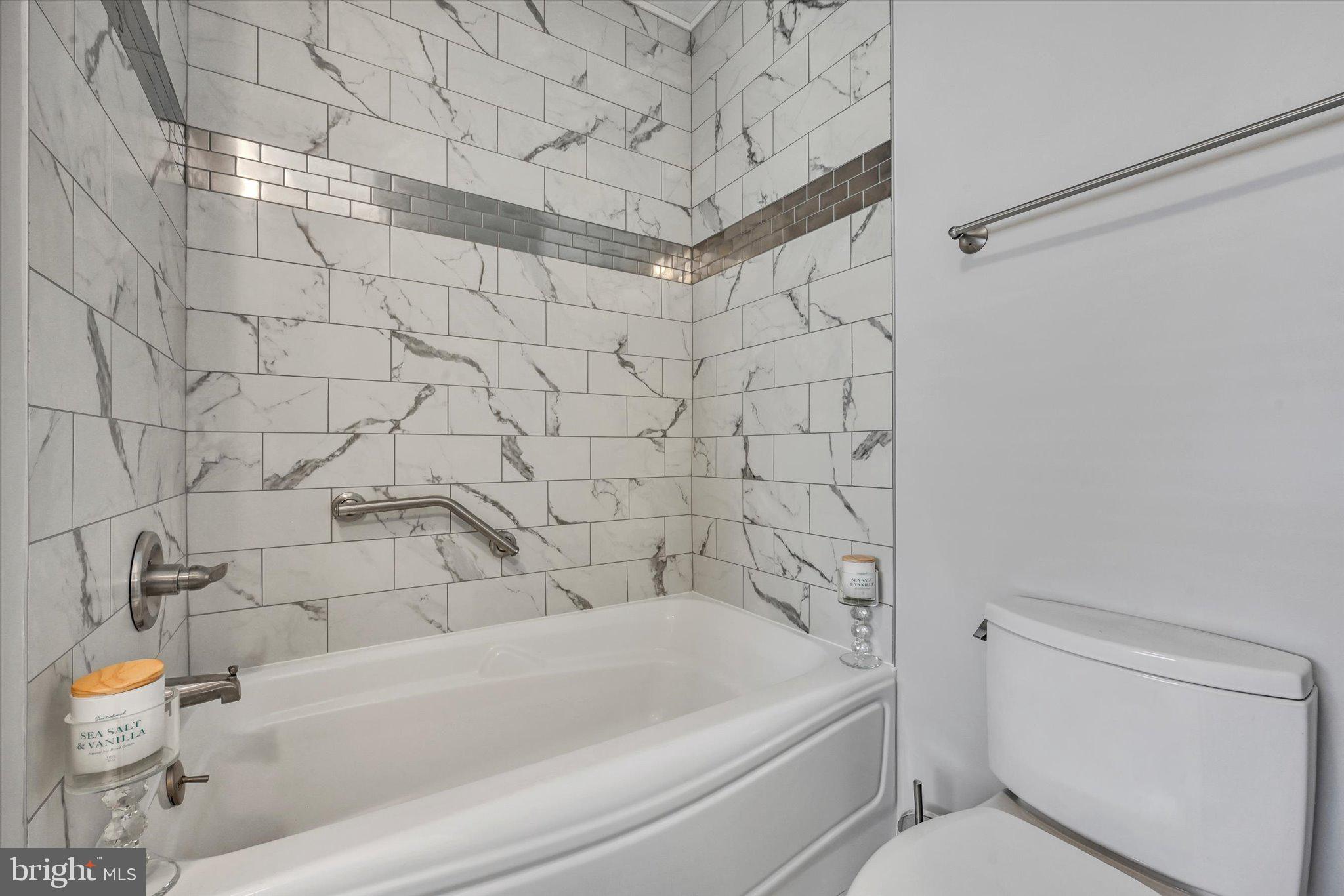 STRATHFORD MEADOWS - Residential