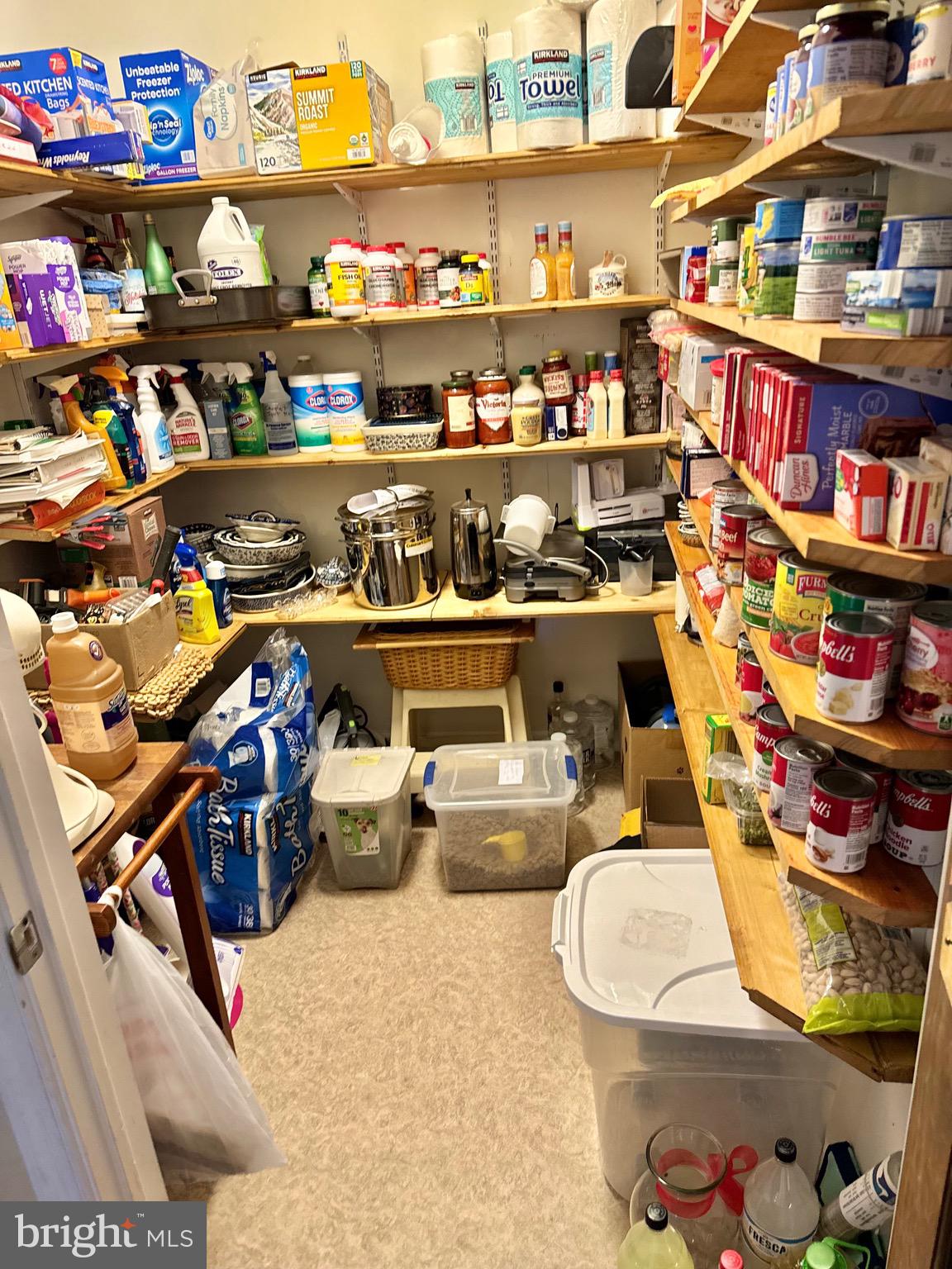 STRATHFORD MEADOWS - Residential