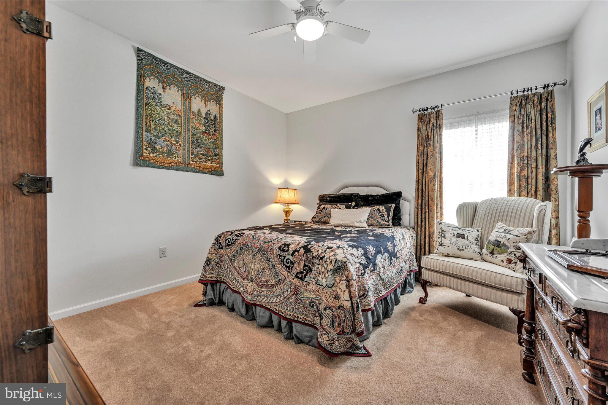 STRATHFORD MEADOWS - Residential