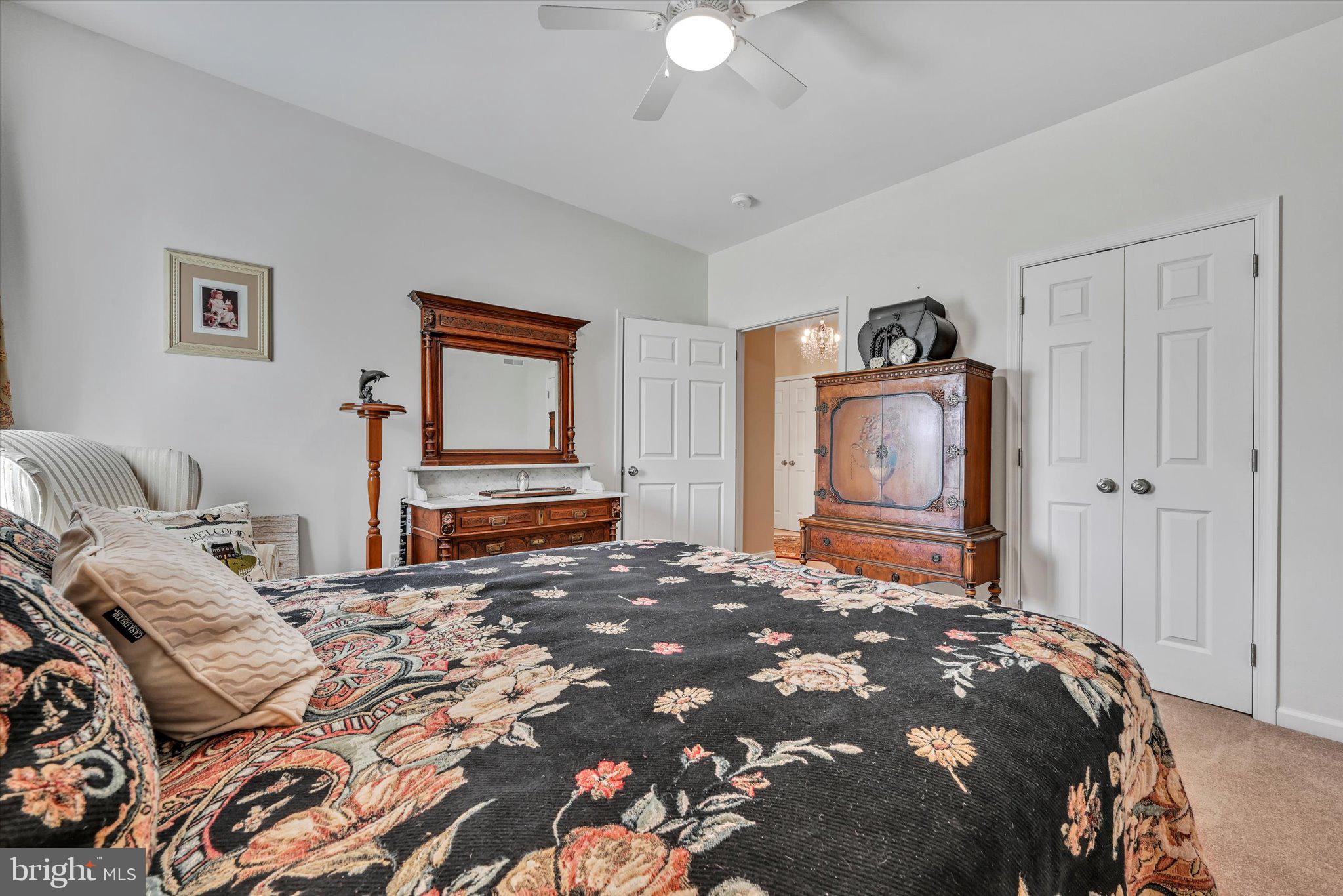 STRATHFORD MEADOWS - Residential