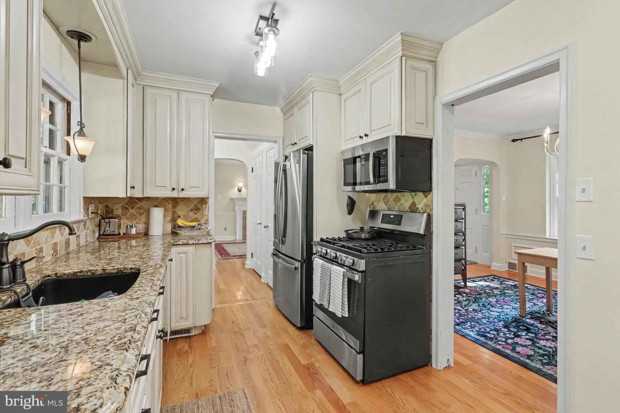 2812 MERION ROAD