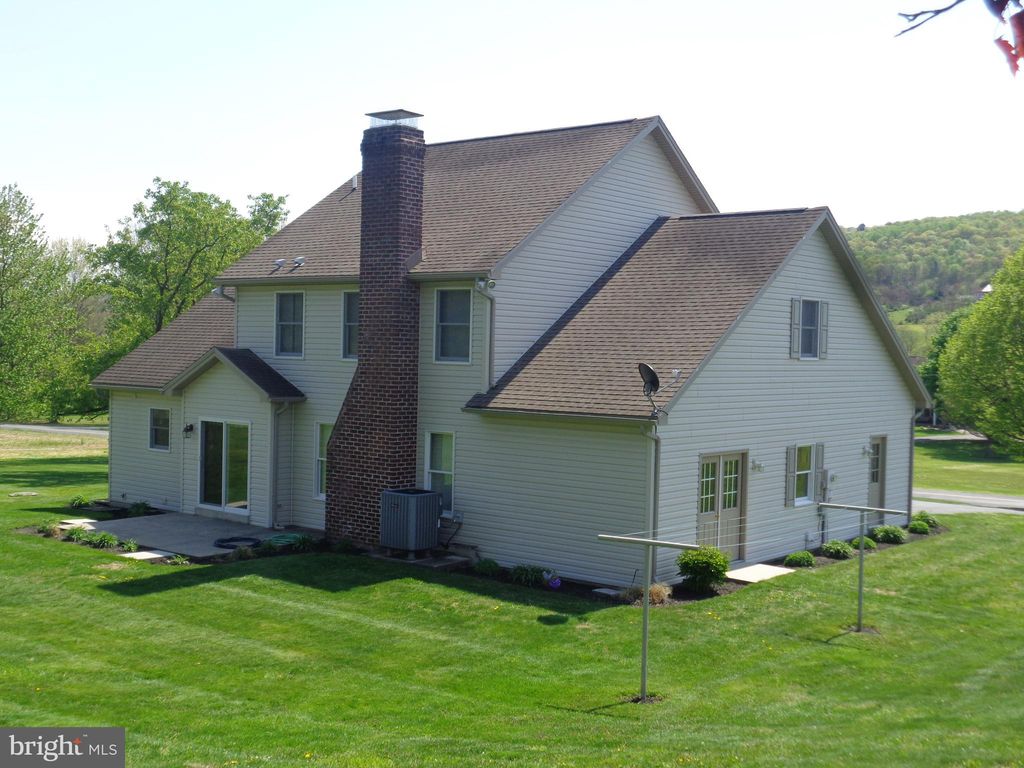 Photo of 186 Dellville Dam Rd, SHERMANS DALE, PA 17090 (MLS # PAPY2009290)