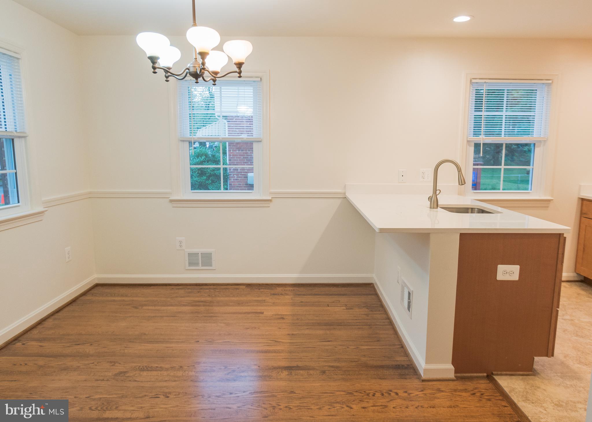 OAKVIEW - Residential Lease