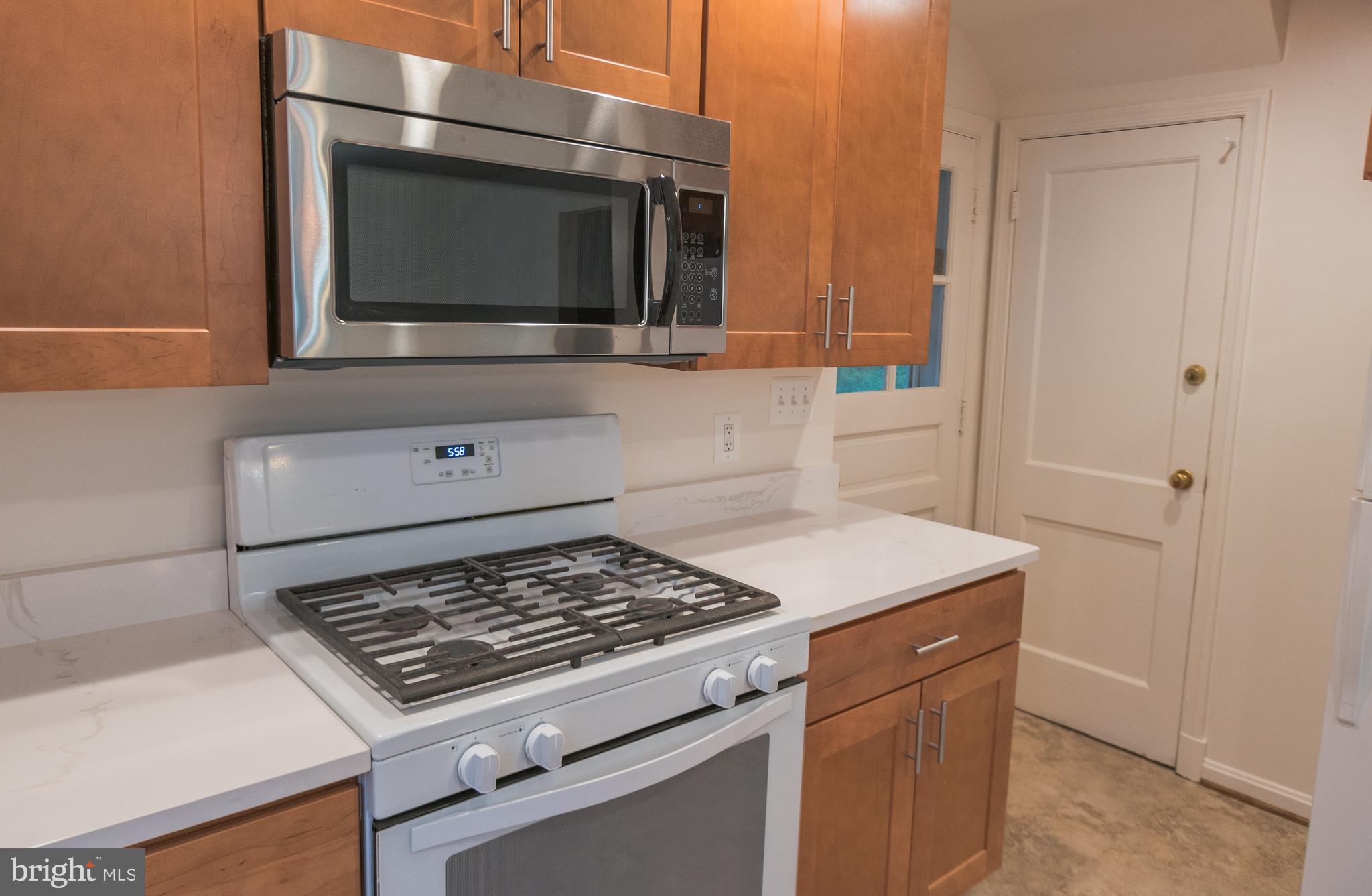 OAKVIEW - Residential Lease