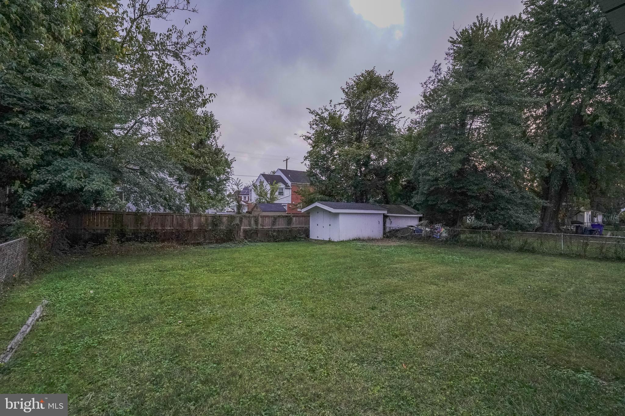 OAKVIEW - Residential Lease