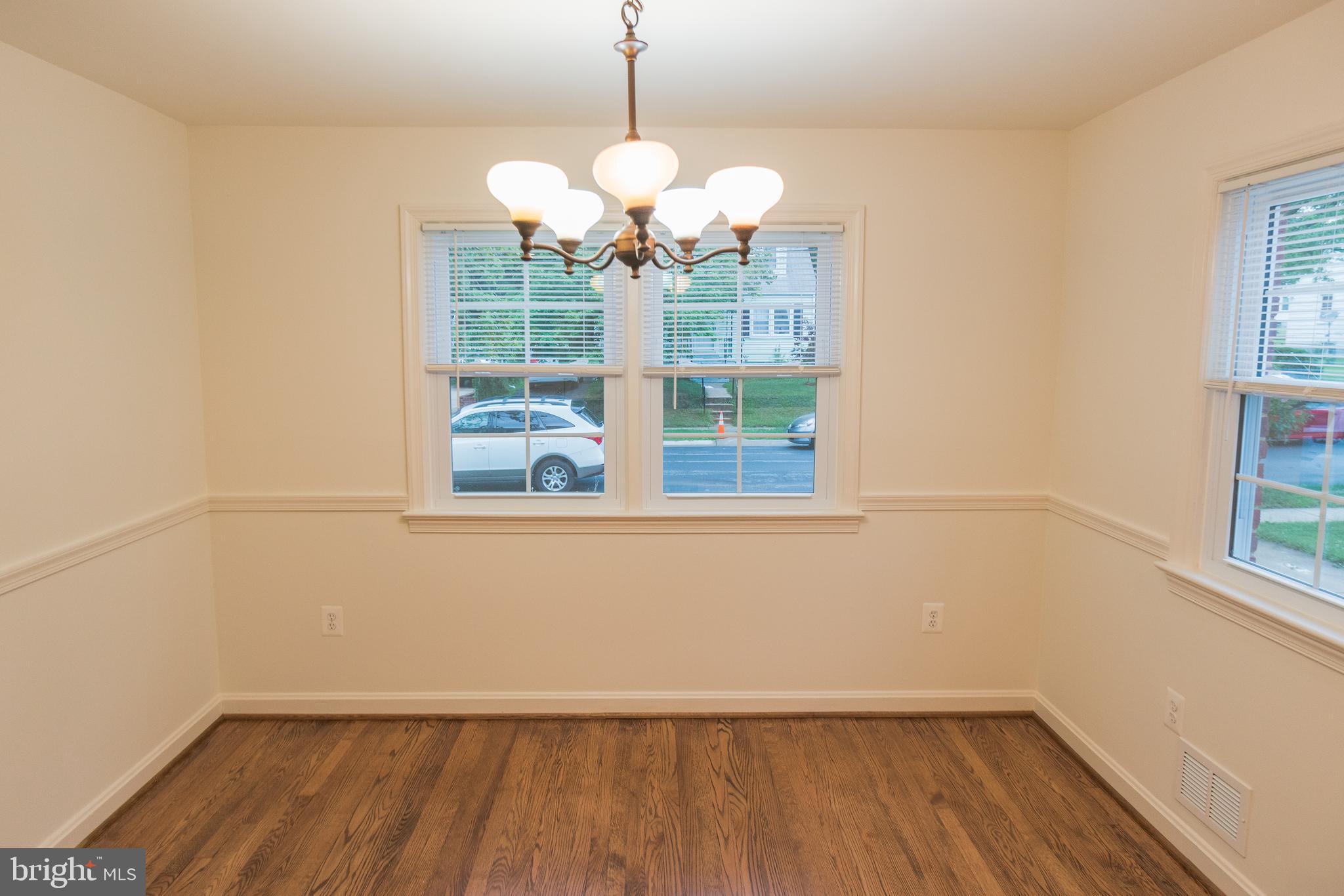 OAKVIEW - Residential Lease