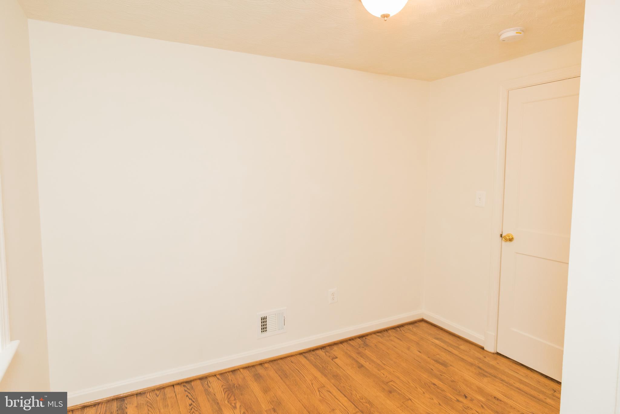 OAKVIEW - Residential Lease