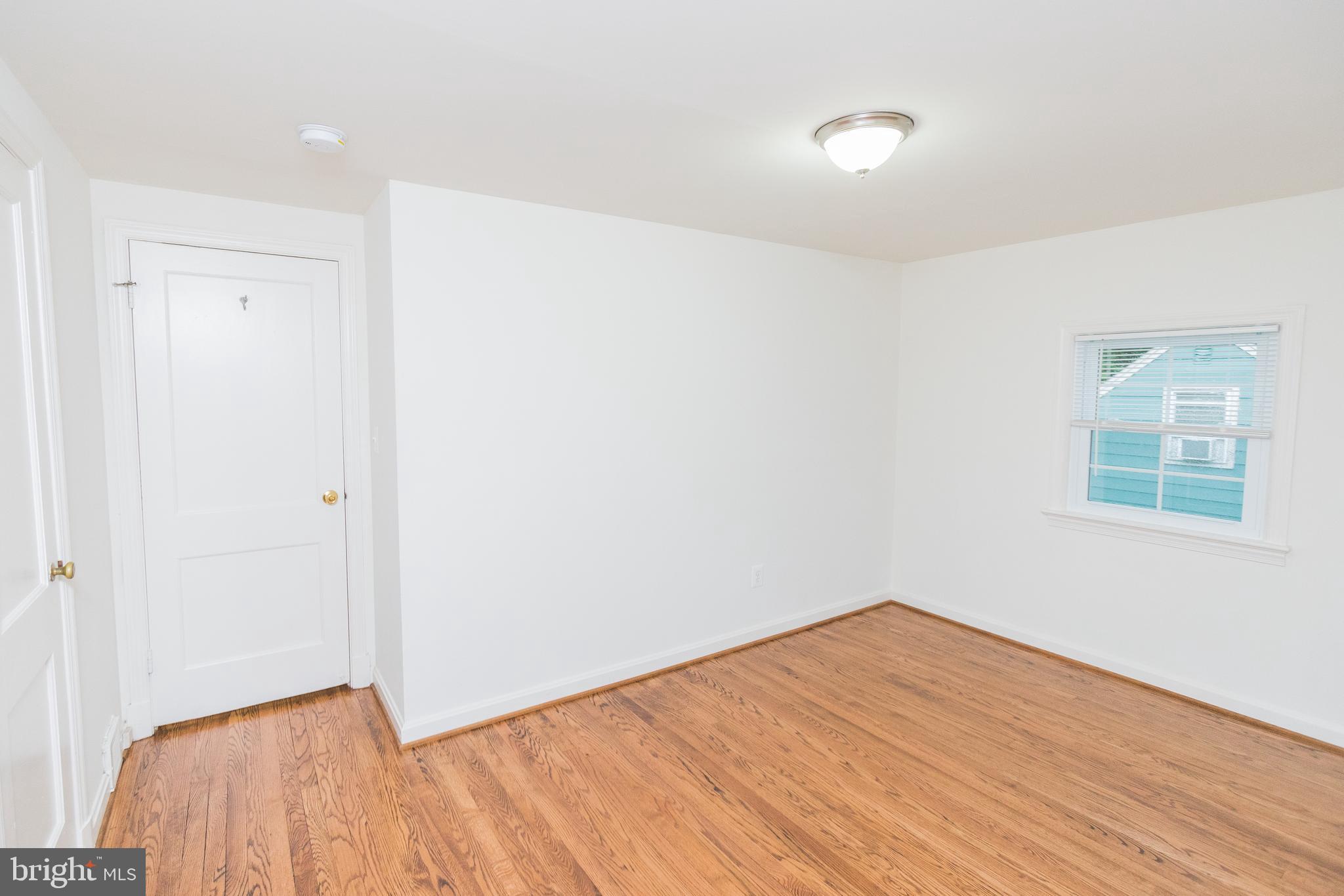 OAKVIEW - Residential Lease