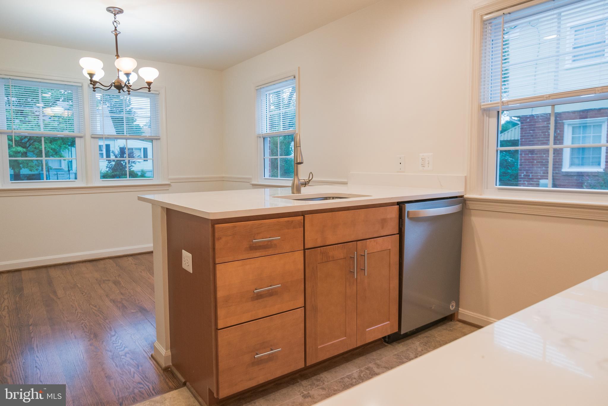 OAKVIEW - Residential Lease