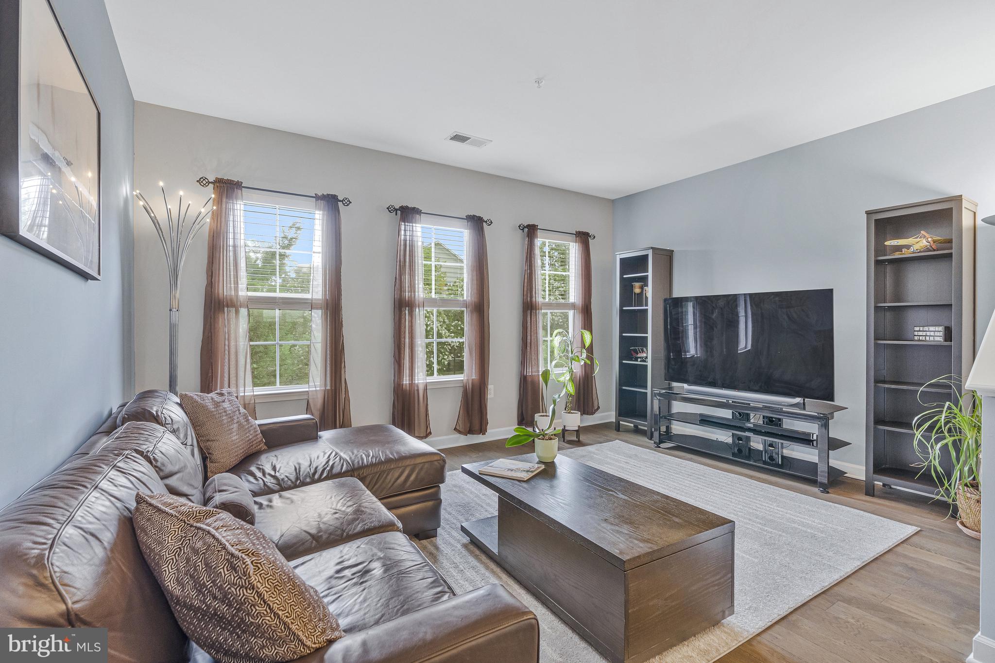 22773 FOUNTAIN GROVE SQUARE