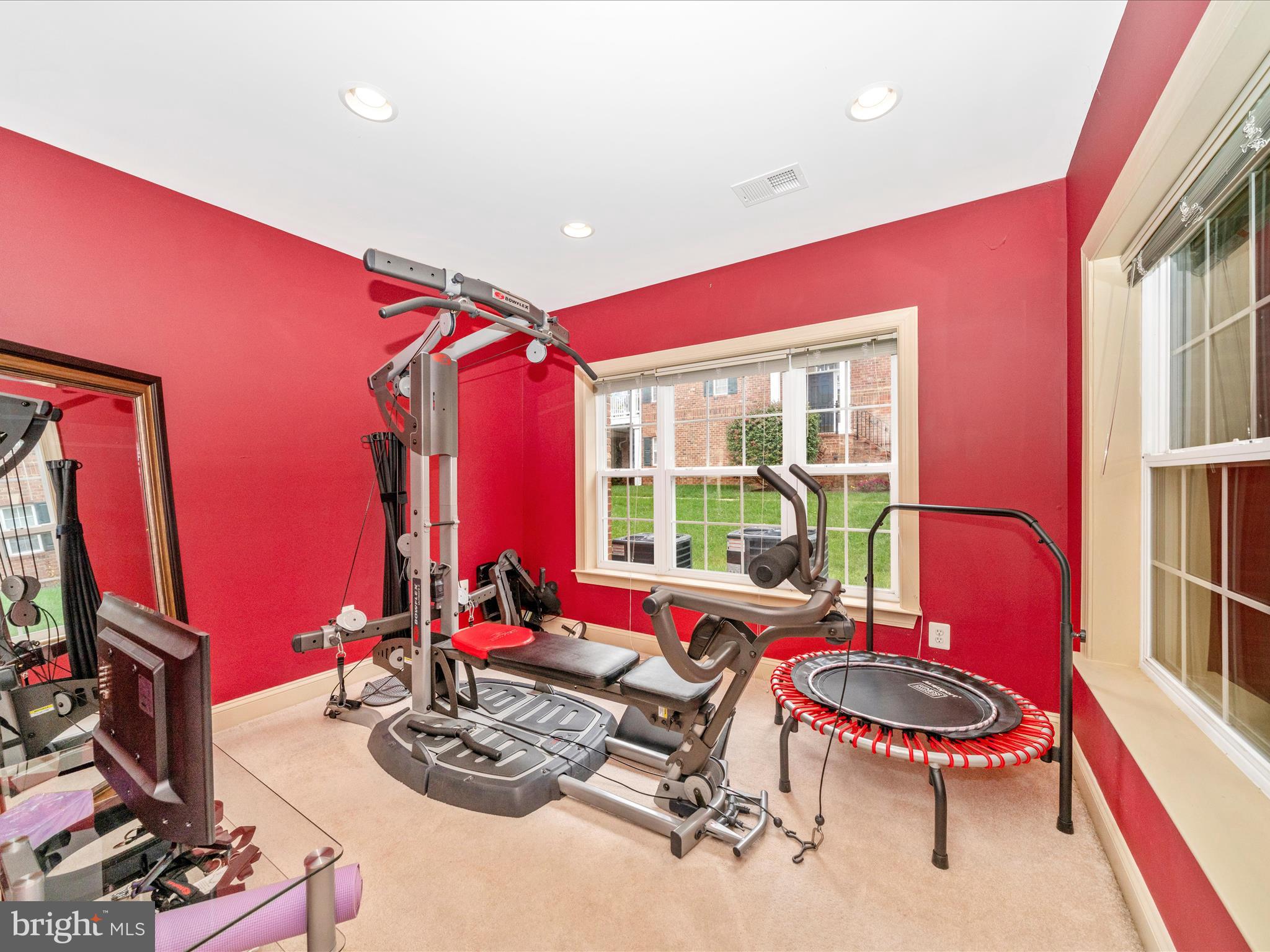 THE VINEYARDS OF ANNAPOLIS - Residential