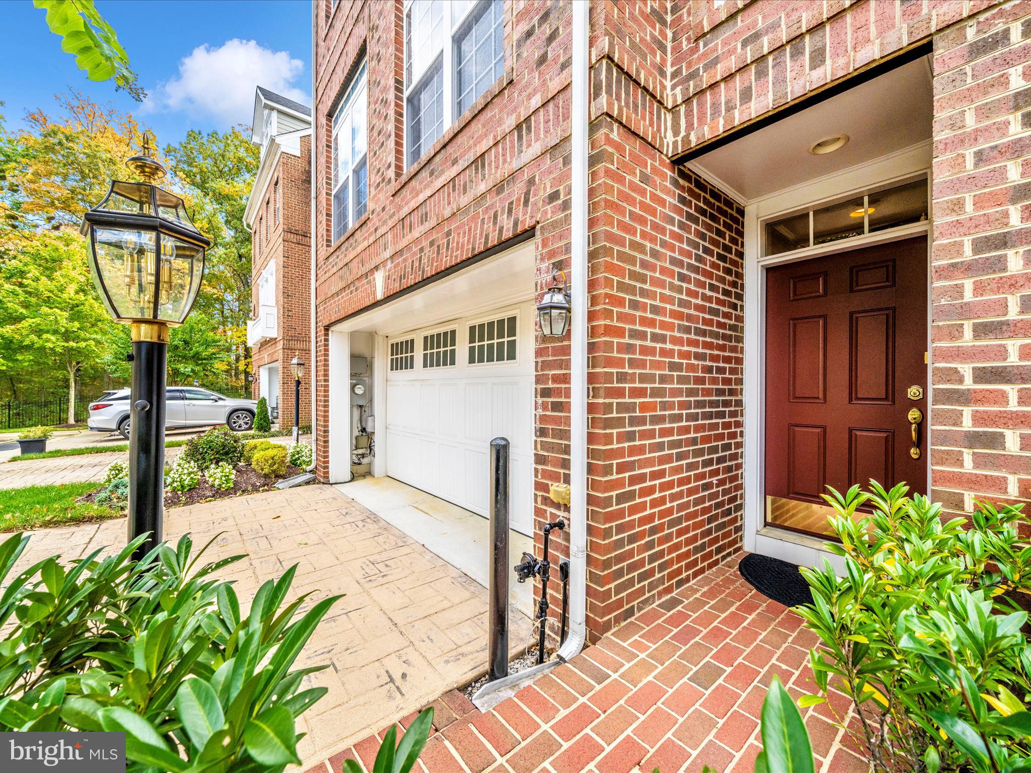 THE VINEYARDS OF ANNAPOLIS - Residential