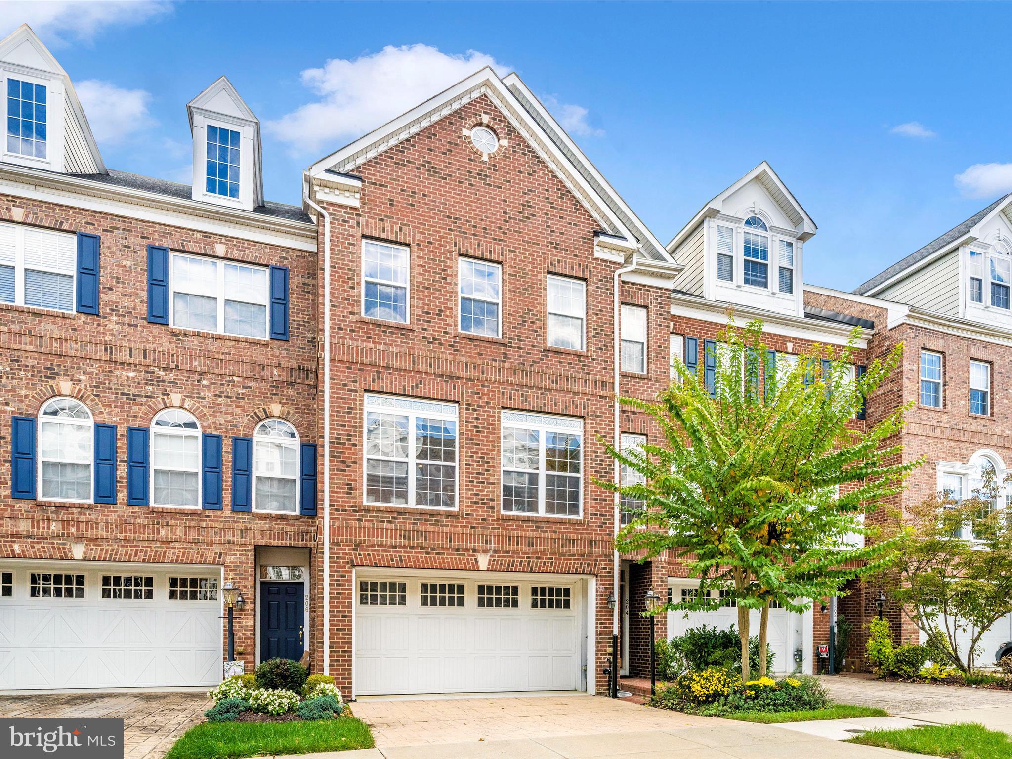 THE VINEYARDS OF ANNAPOLIS - Residential