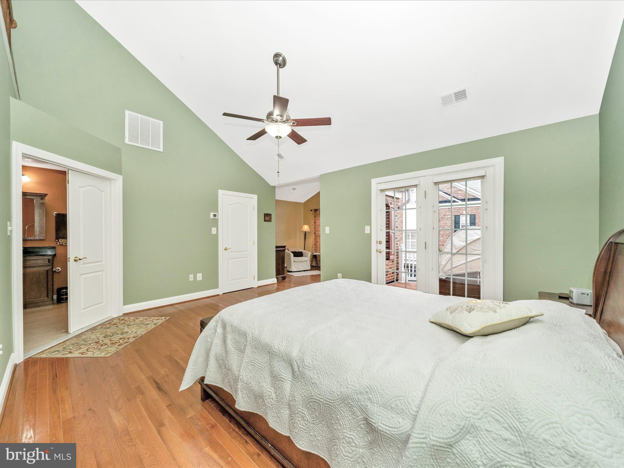 THE VINEYARDS OF ANNAPOLIS - Residential