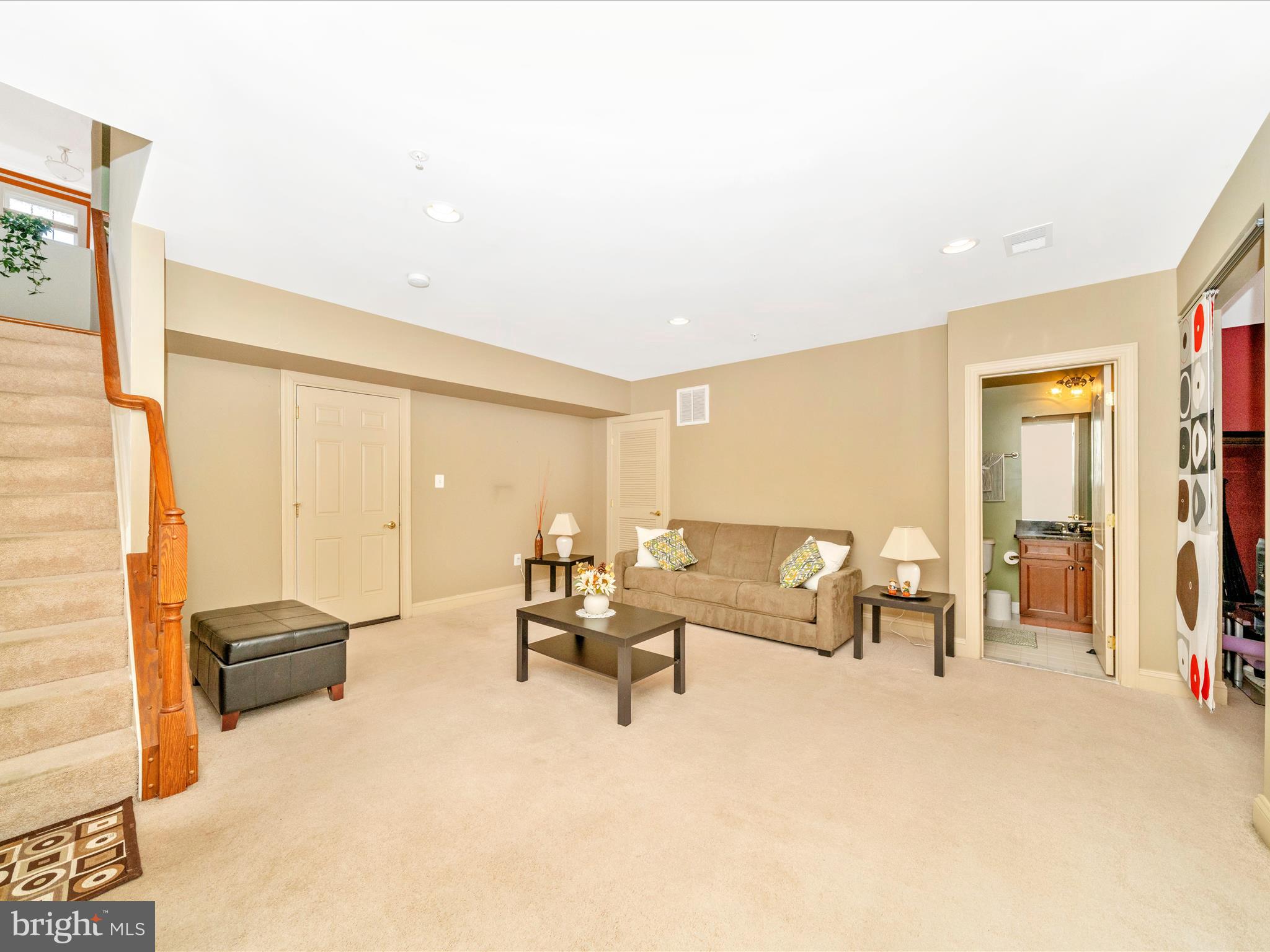 THE VINEYARDS OF ANNAPOLIS - Residential