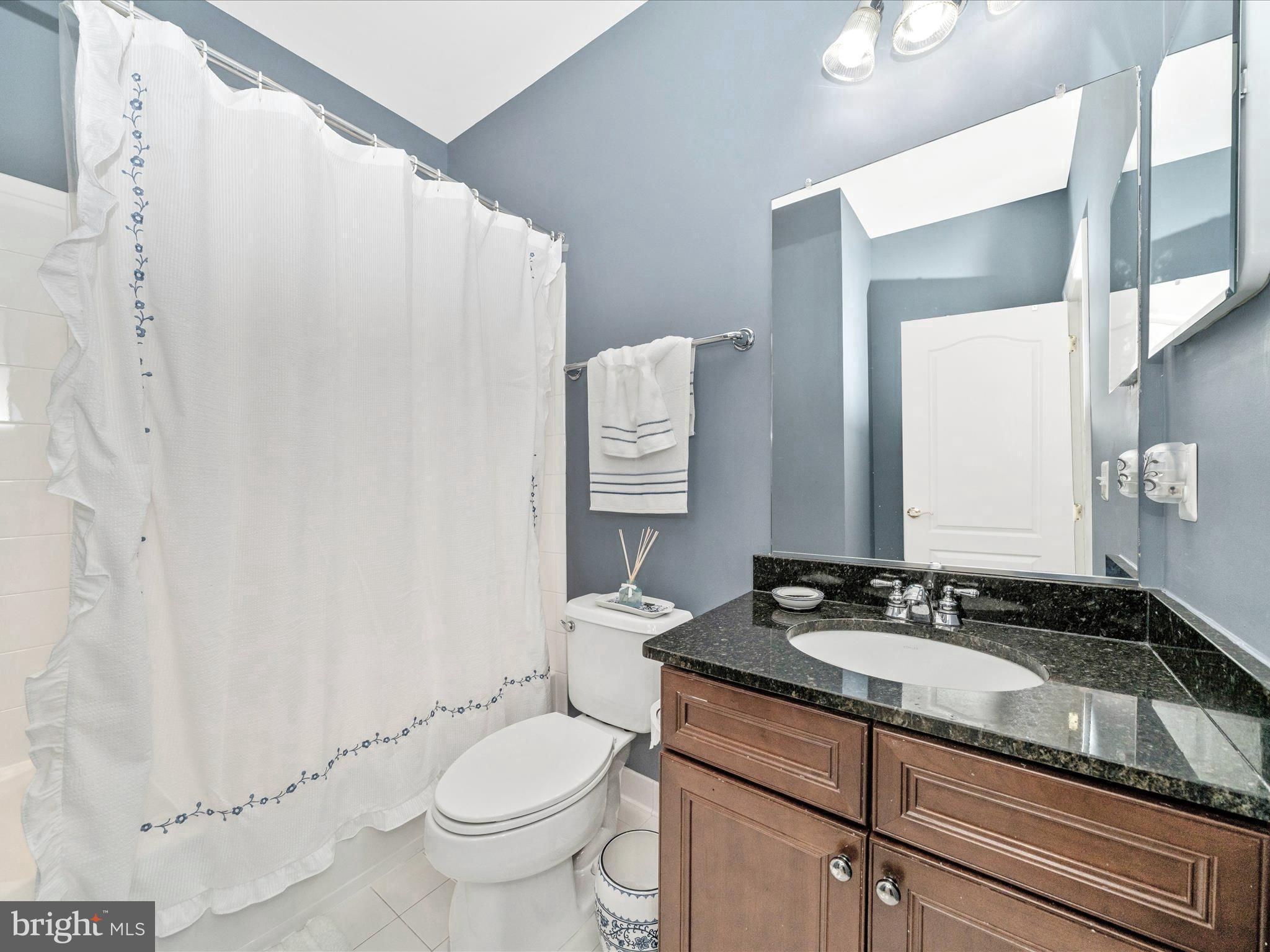 THE VINEYARDS OF ANNAPOLIS - Residential