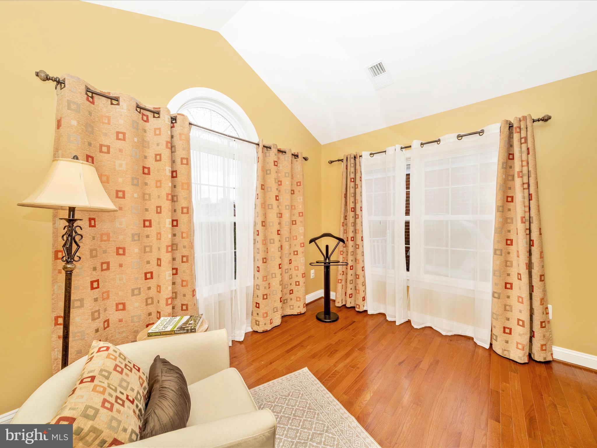 THE VINEYARDS OF ANNAPOLIS - Residential