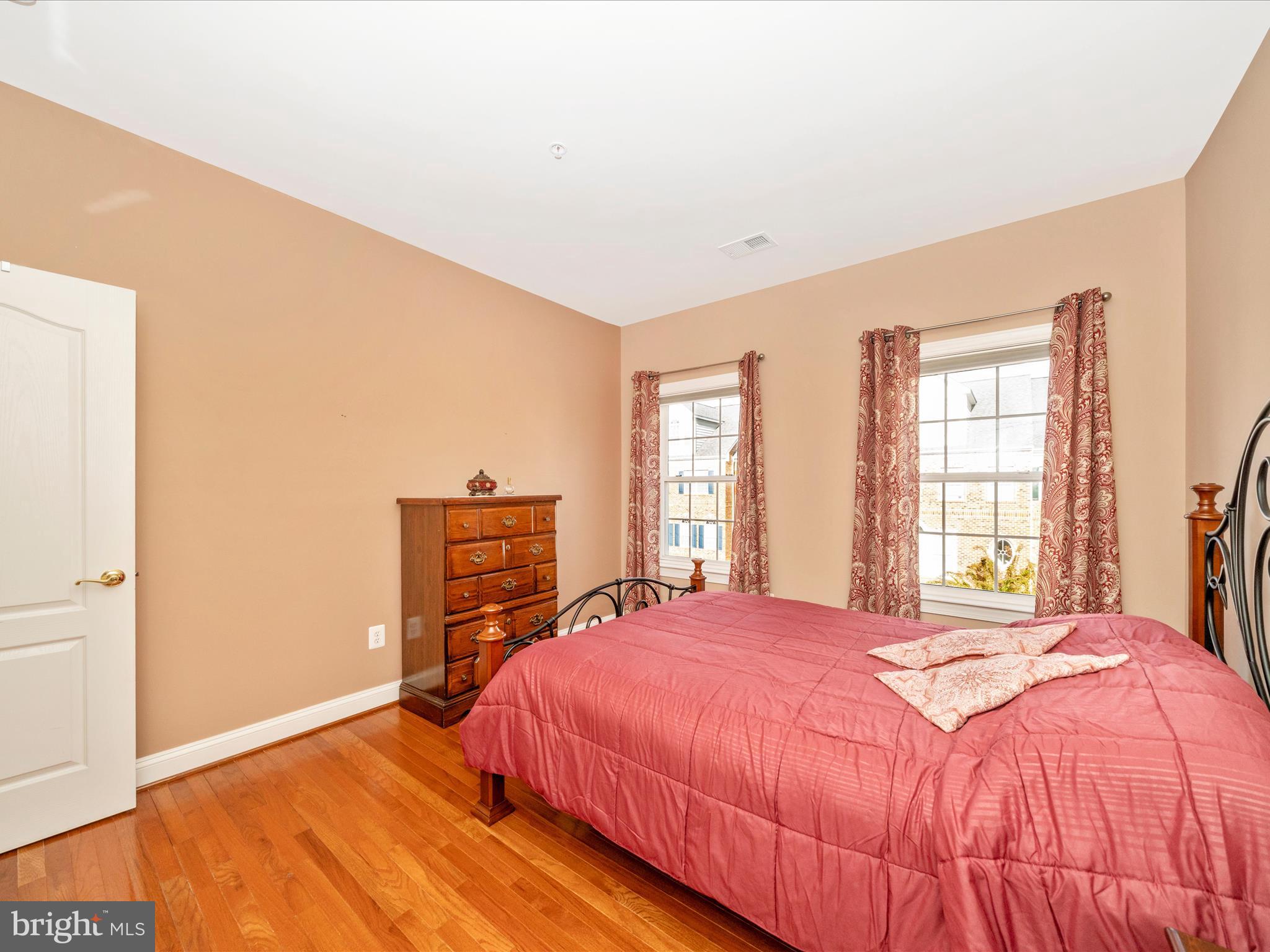 THE VINEYARDS OF ANNAPOLIS - Residential