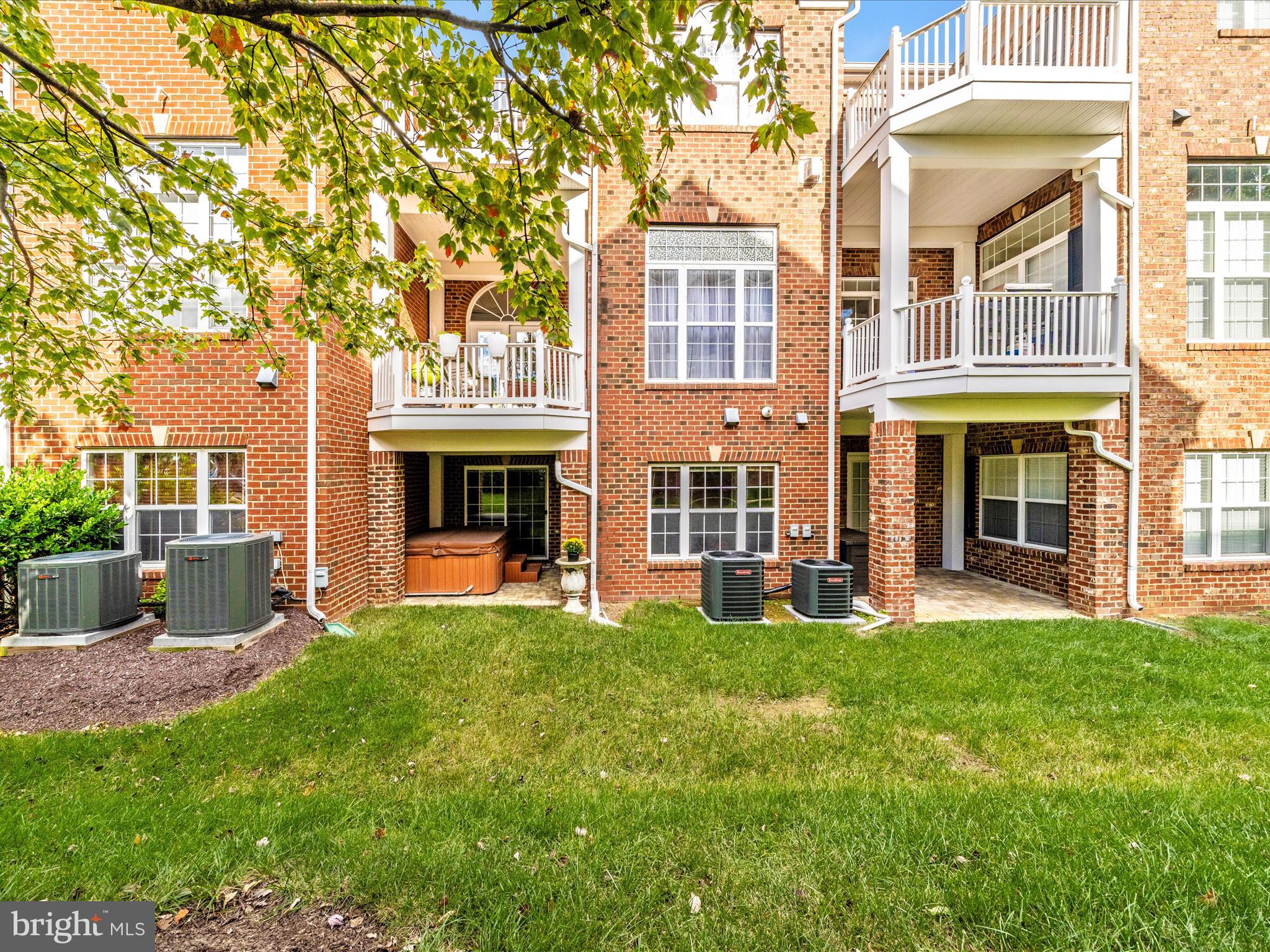 THE VINEYARDS OF ANNAPOLIS - Residential