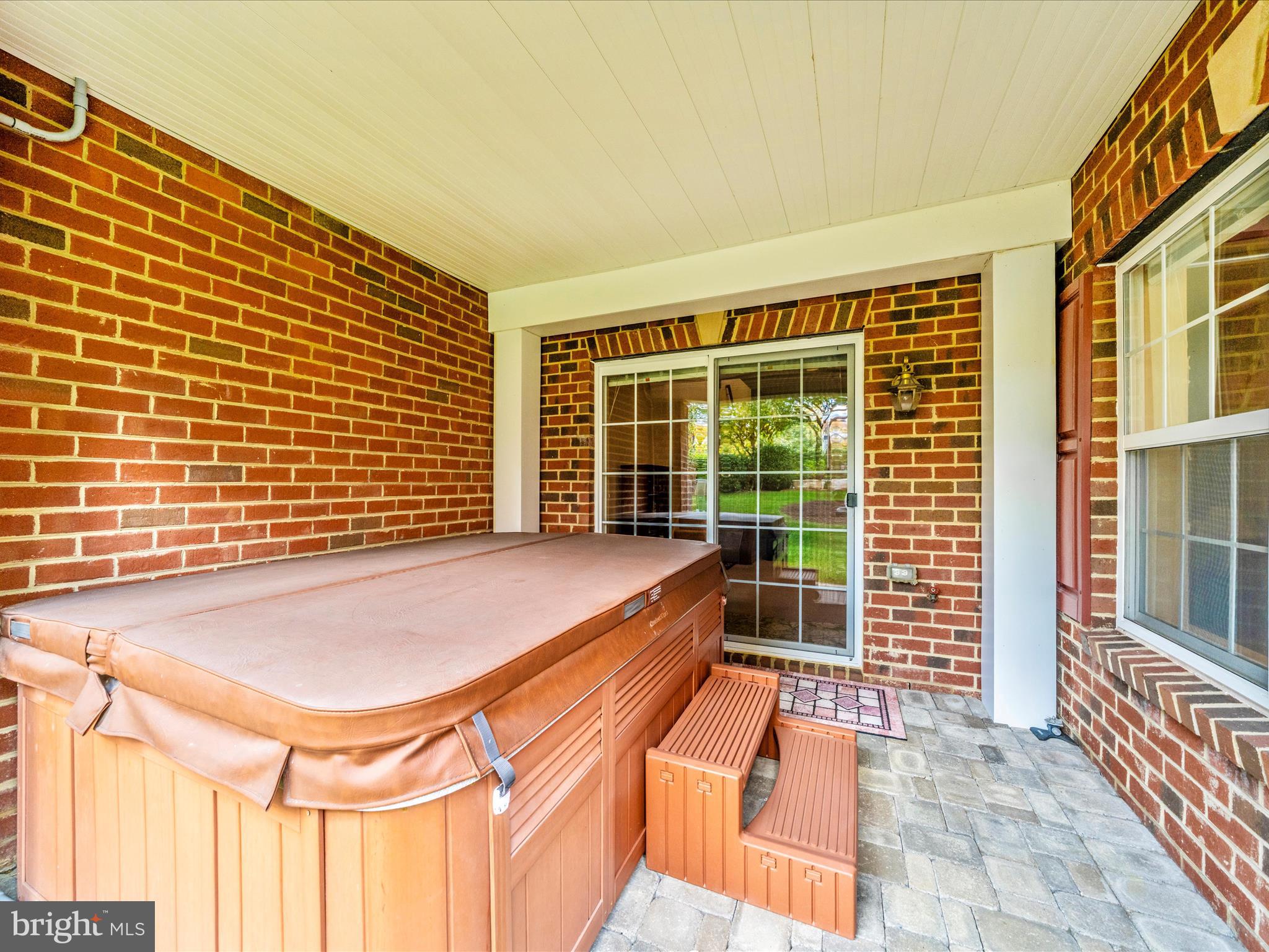 THE VINEYARDS OF ANNAPOLIS - Residential