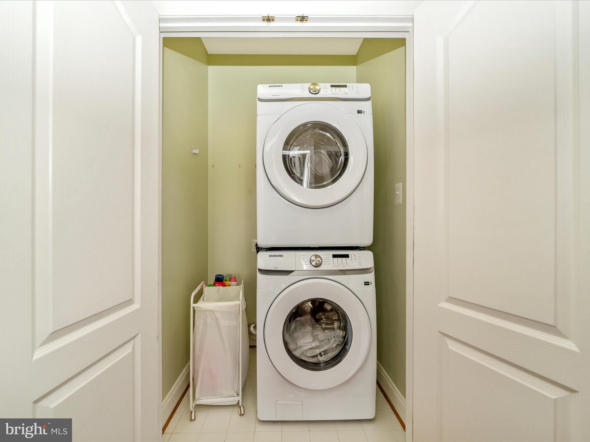 THE VINEYARDS OF ANNAPOLIS - Residential