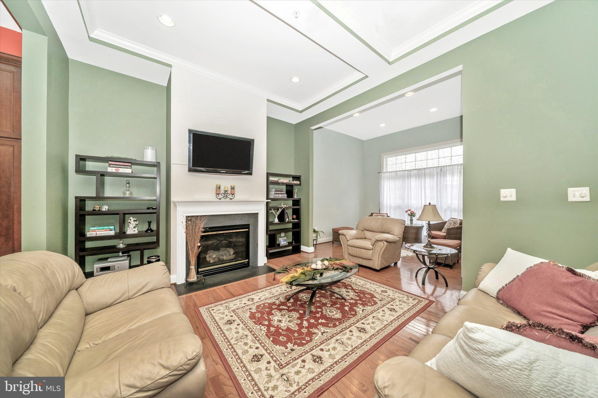 THE VINEYARDS OF ANNAPOLIS - Residential