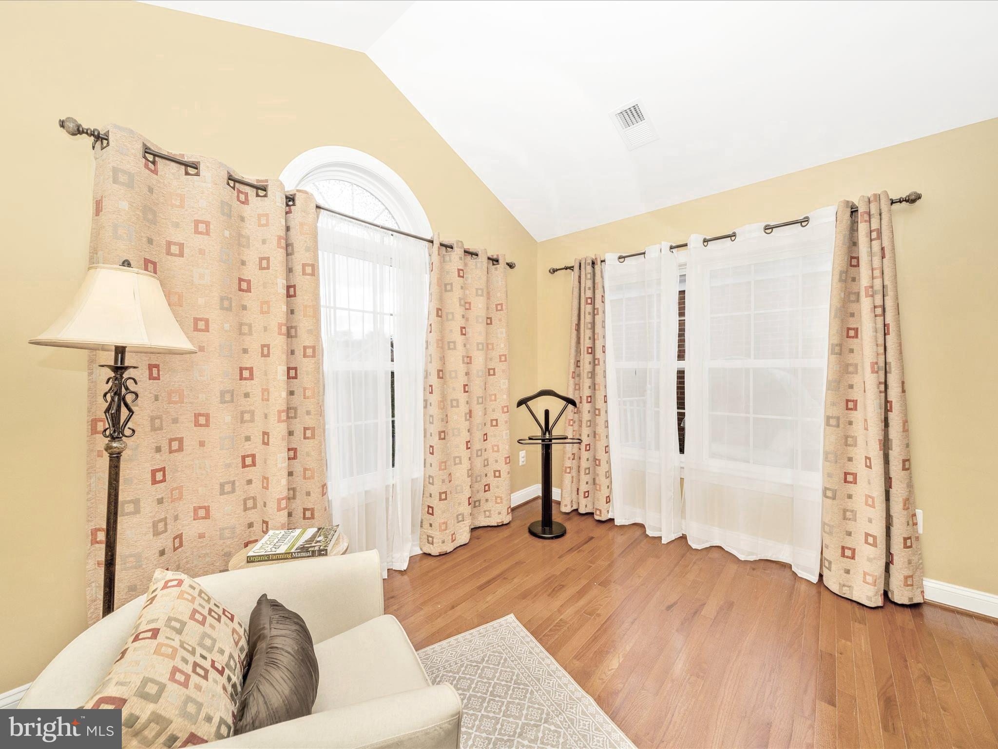 THE VINEYARDS OF ANNAPOLIS - Residential