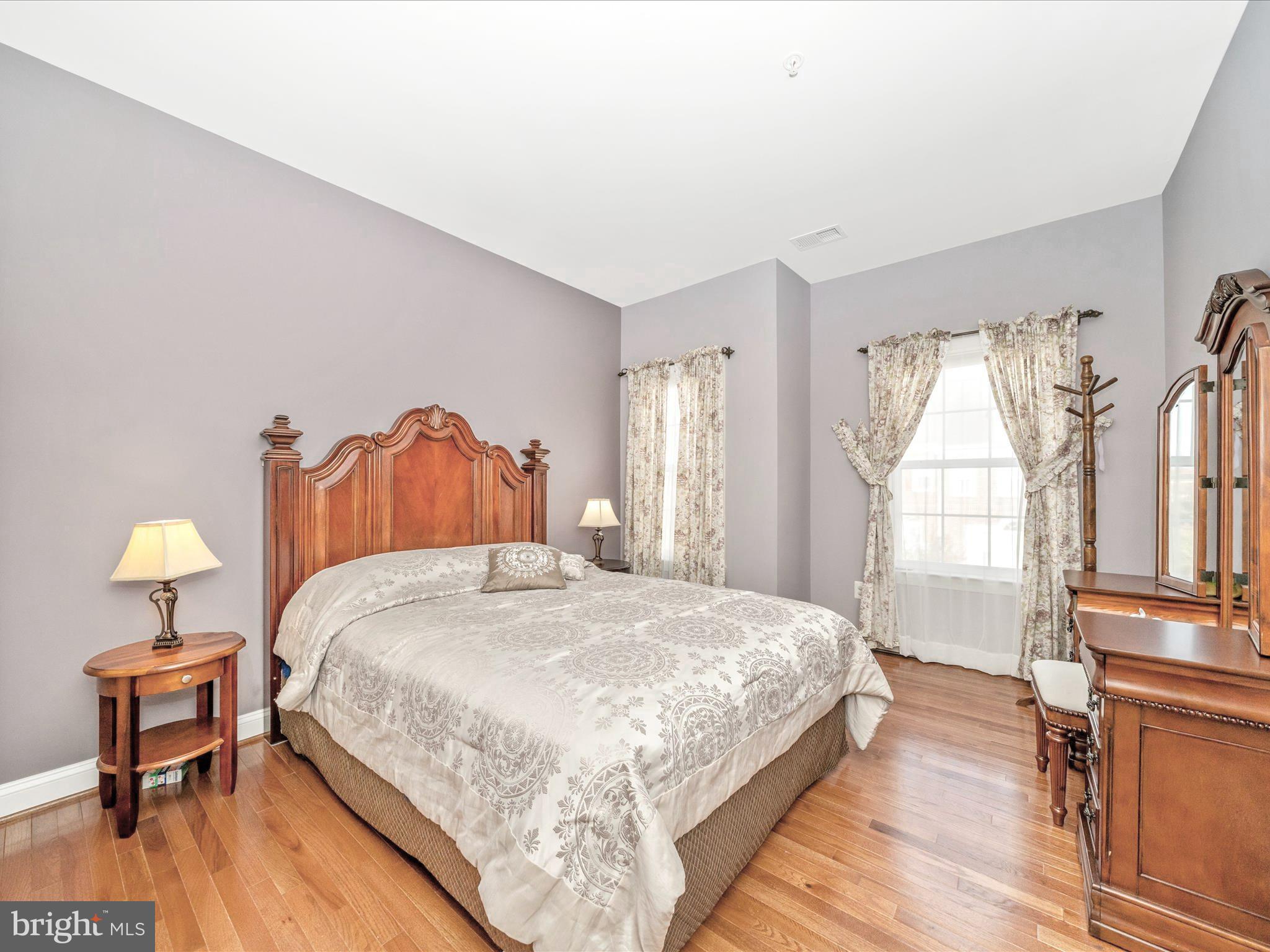 THE VINEYARDS OF ANNAPOLIS - Residential