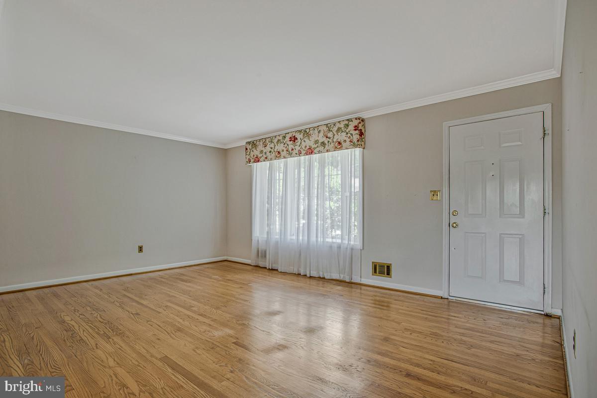409 ELM AVENUE