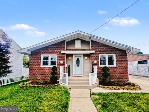 Homes For Sale - 4 Terrace Avenue<br/> SOMERDALE, NJ 08083