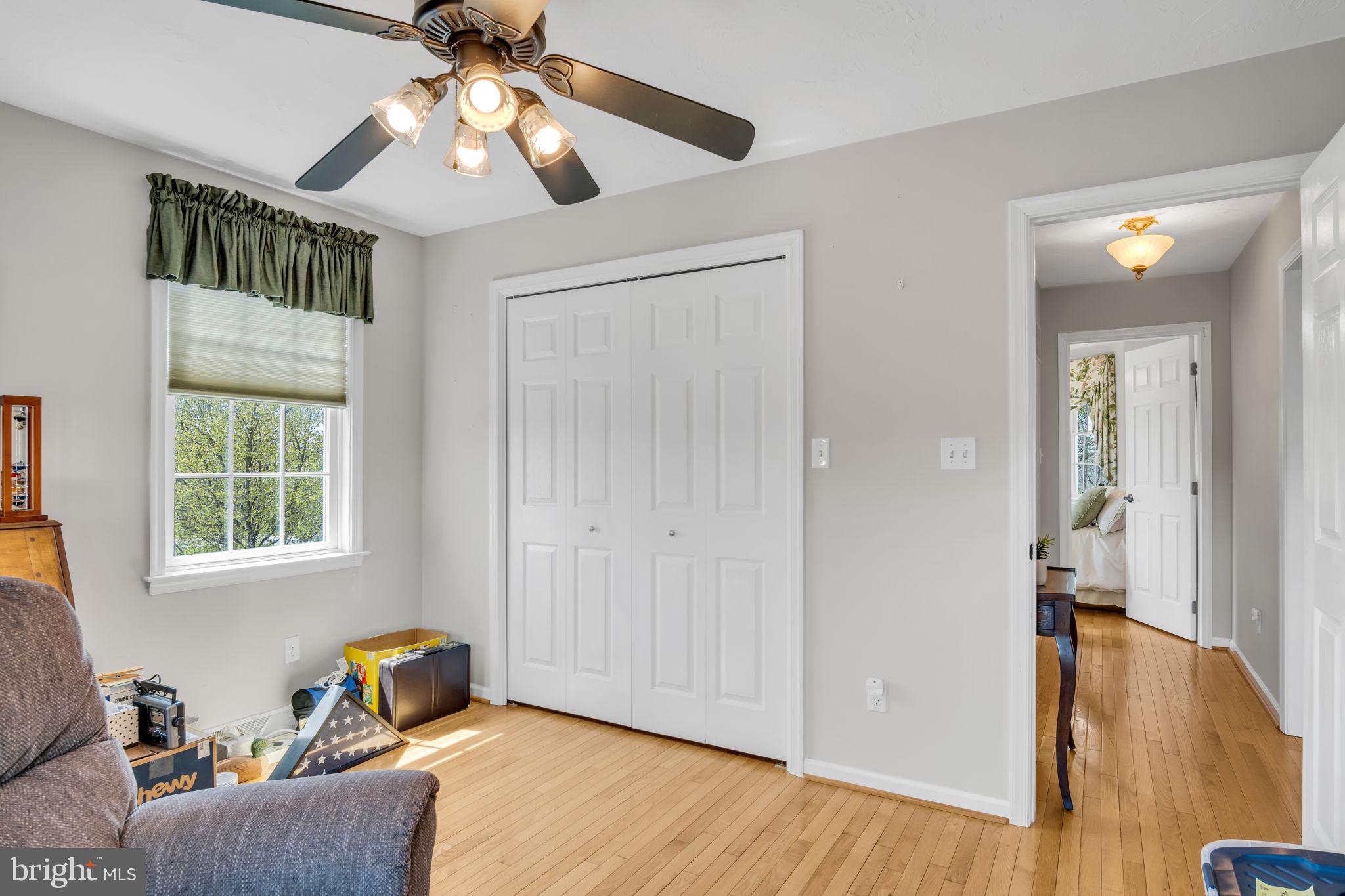 COUNTRY MANOR ESTATES - Residential