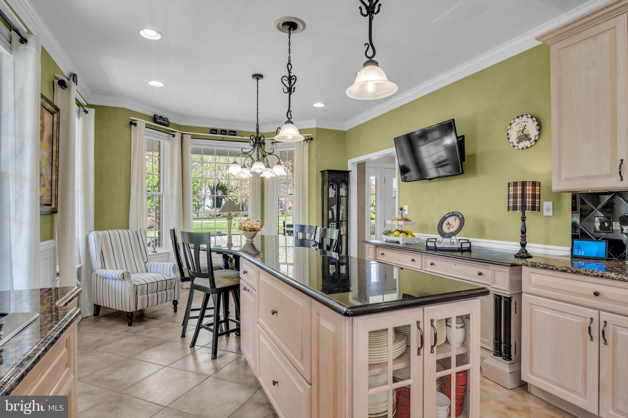 COUNTRY MANOR ESTATES - Residential