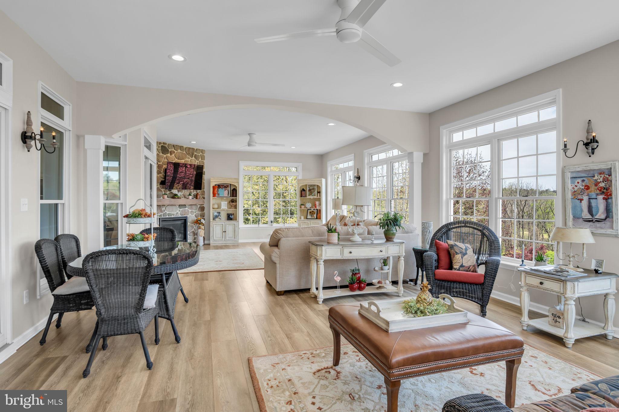 COUNTRY MANOR ESTATES - Residential
