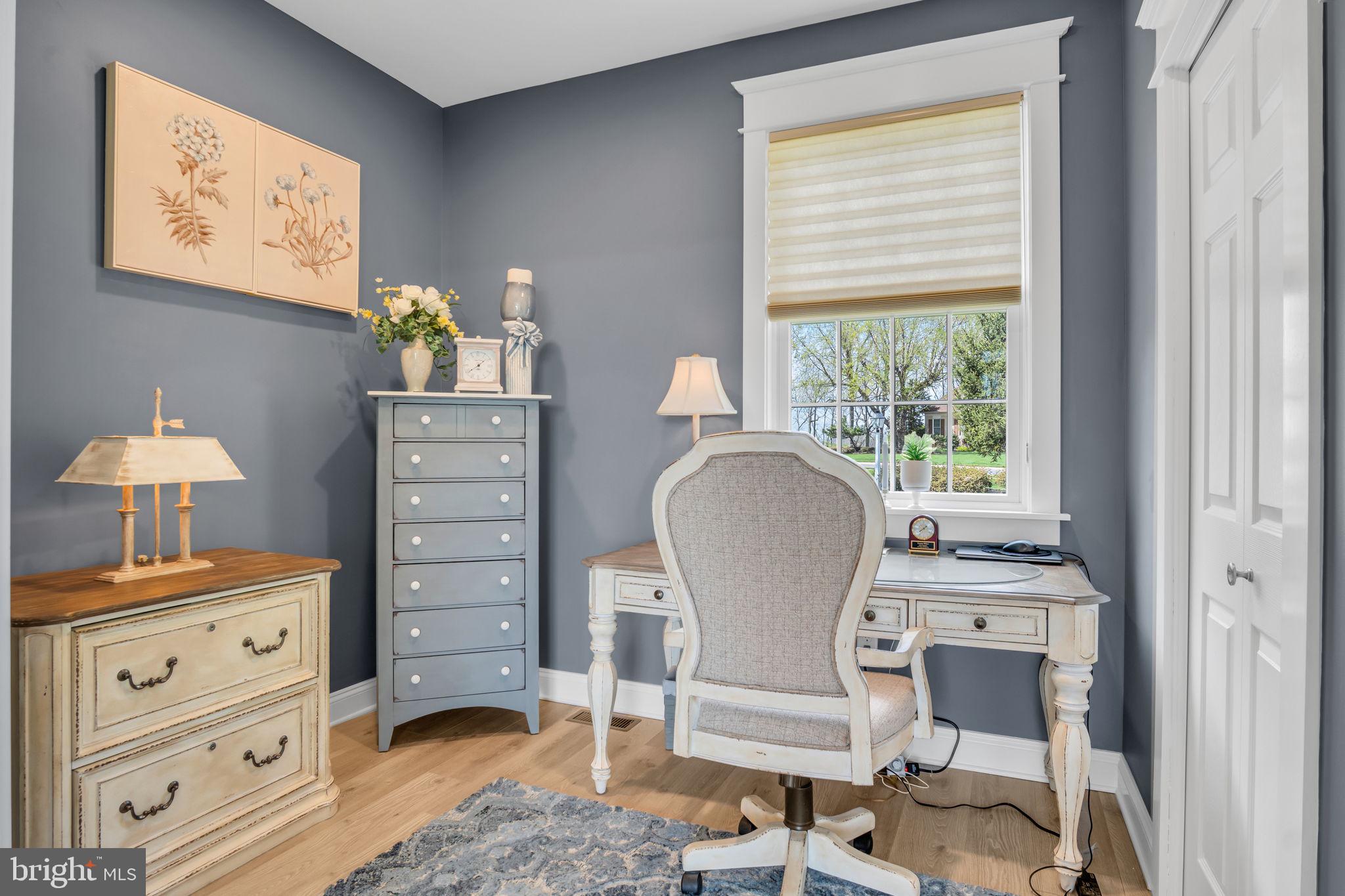COUNTRY MANOR ESTATES - Residential